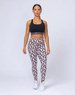 Signature Full Length Scrunch Leggings - Featherweight 32 Signature Full Length Scrunch Leggings - Featherweight -Swathera Sales 3jM6w 3JAyg1FgLvquRblfabI 90366.1711107010