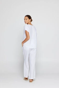 Elyse Tee -Swathera Sales 3y0BUybjtTnue3jp7tWhnjSqs 58113.1711106925