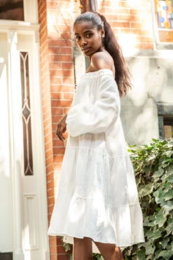 PEBBLY DRESS CRISP WHITE -Swathera Sales 6tqhAWzfosvUURIEZMRIgD5Hg 95241.1704234677