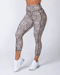 Signature 7/8 Pocket Leggings - Yellow Leopard -Swathera Sales Ji9sBIOCb2t 9FoT33BOYBG3g 78183.1711107090