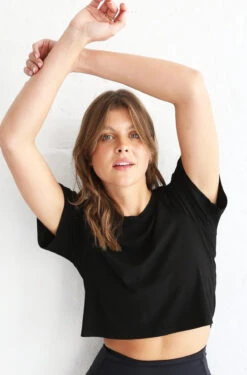 Cropped Tee (Black) -Swathera Sales MElhFK7EXWD4qnwSBh4YdI5CM 70314.1711020181