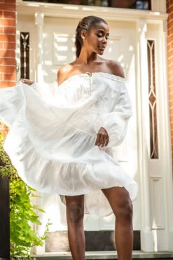 PEBBLY DRESS CRISP WHITE -Swathera Sales NKjnlvDpIHdgZQKnos6KtPLGY 92551.1704234678