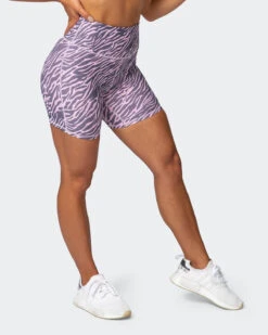 Superior Squat Bike Shorts - Tri-Stripe 33 Superior Squat Bike Shorts - Tri-Stripe -Swathera Sales W2P8Wixj4ogIpAbvpqHxLAajc 57229.1711106717