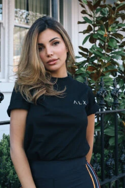 Λ L X Crew T-Shirt Black -Swathera Sales YrfpRBAme2lHaGKpWQXRPIfic 34198.1710761088