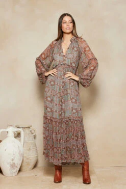 Marjorie Isla Maxi Dress - Sandshell 25 Marjorie Isla Maxi Dress - Sandshell -Swathera Sales dZNwt2QVNx oHBZaO Ky59dWs 04955.1711107622