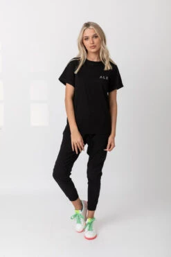 Λ L X Crew T-Shirt Black -Swathera Sales fTs6zazorTRMKOLAN1HMKu044 53710.1710761089