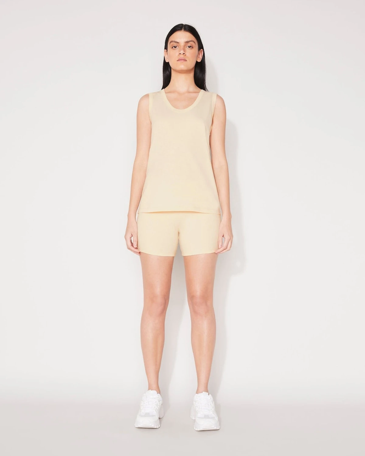 ESSENTIAL SCOOP TANK - BUTTER CREAM 3 ESSENTIAL SCOOP TANK - BUTTER CREAM