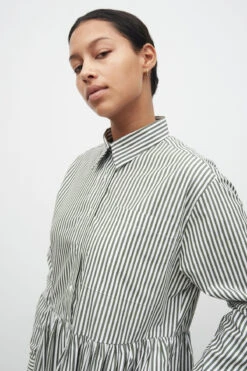 Lee Dress 14 Lee Dress -Swathera Sales kYuQaI3CyWEemiJEXVuHYZ8w 65268.1711106772