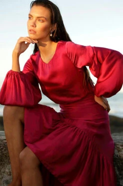 The Red Centre Dress 16 The Red Centre Dress -Swathera Sales lDLkWS4Jktvks6LCP4n u1iRE 25675.1710847831