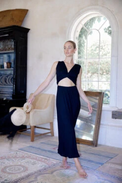 ELIZA DRESS - BLACK -Swathera Sales n5MwjZTNKId7mb4P1pC6V5ev4 83270.1711107146