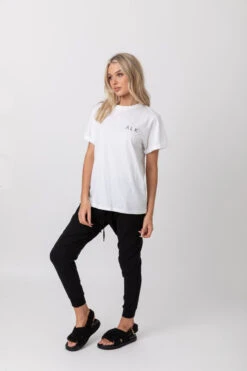 Λ L X Crew T-Shirt White 16 Λ L X Crew T-Shirt White -Swathera Sales vnuNYVaseoAiVxxN1ztTIpY04 20540.1710933909