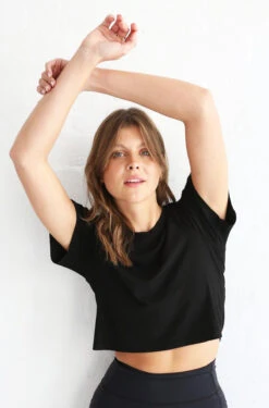 Cropped Tee (Black)