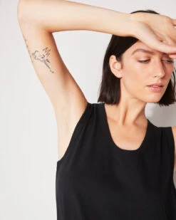 ESSENTIAL SCOOP TANK - BLACK 10 ESSENTIAL SCOOP TANK - BLACK -Swathera Sales zTz7eiewxsDgVxAI3 mlRxhGc 73218.1711106811